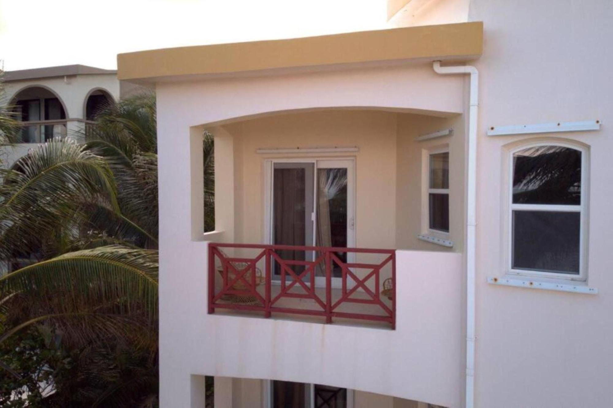 Miramar Villas Resort San Pedro  Buitenkant foto